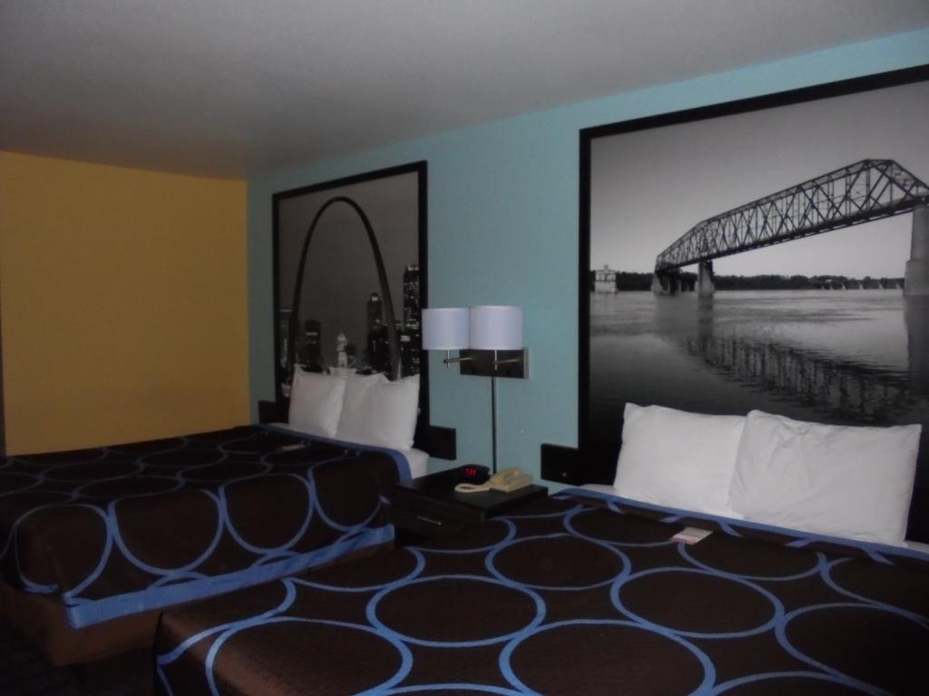Super 8 by Wyndham Okawville Ruang foto